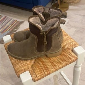 Women’s Insulated Boots